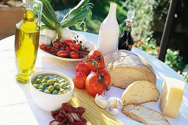 تاثیر رژیم غذایی مدیترانه ای بر کاهش ریسک سرطان روده