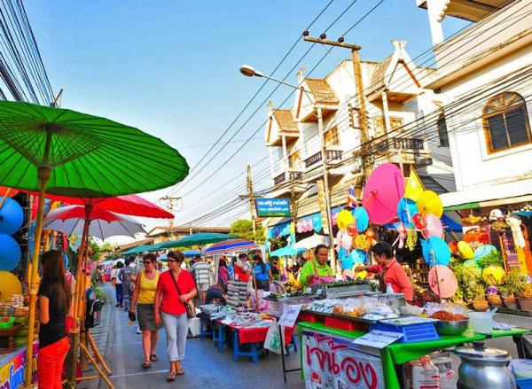 یازده مقصد برتر دنیا برای دوست پیدا کردن در هنگام سفر