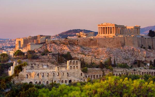 بازدید از آتن در تابستان