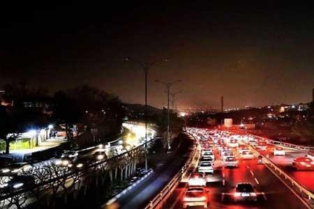 سردرگمی رانندگان و افزایش تصادفات با قطعی برق ، زمان قطعی سردرگمی رانندگان و افزایش تصادفات با قطعی برق ، زمان قطعی را به پلیس اطلاع دهید!