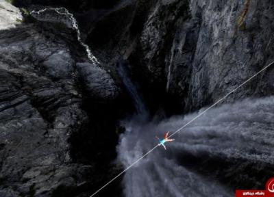 عبور بندباز حرفه ای از یکی از بلندترین آبشارهای جهان