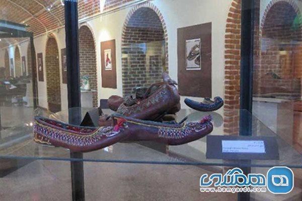 موزه ای که مجموعه ای از کفش های سنتی همه شهرهای ایران را در خود جای داده است