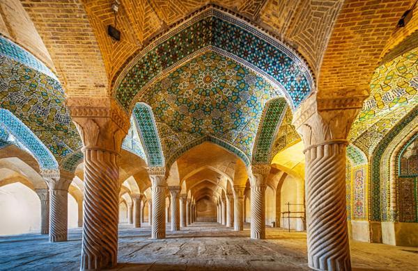 شرح میراث فرهنگی شیراز درباره فرونشست مسجد وکیل