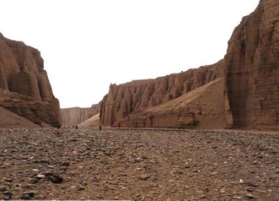 تنگه بوچیر هرمزگان ، صخره های خاموش پارسیان